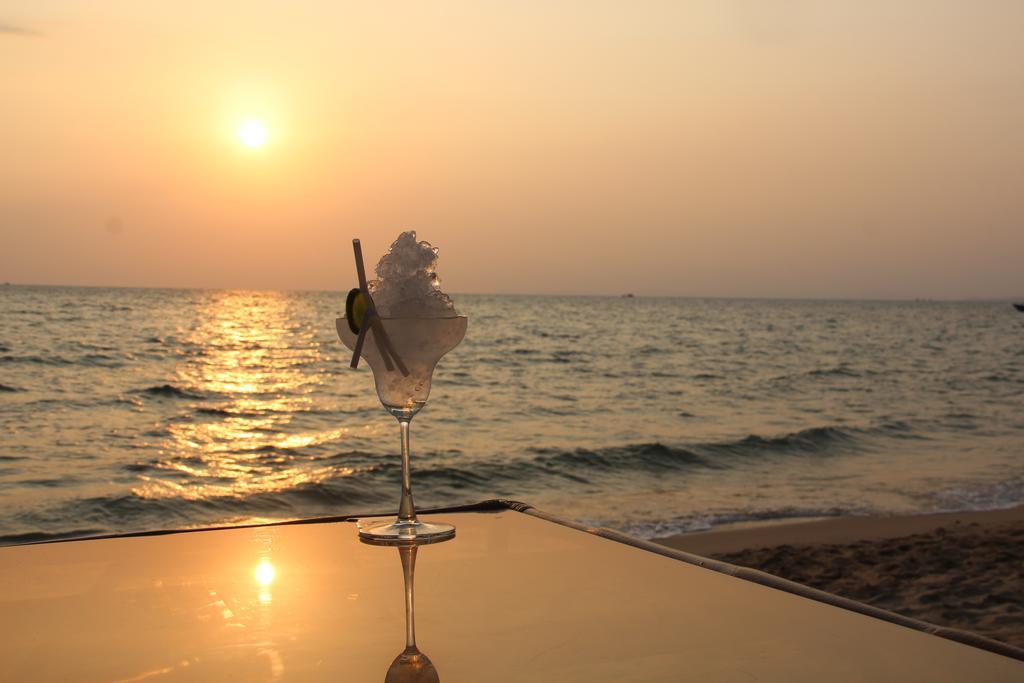 Chez Paou Hotell Sihanoukville Exteriör bild