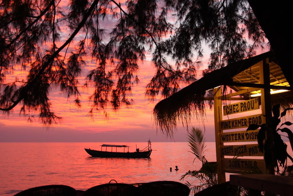 Chez Paou Hotell Sihanoukville Exteriör bild