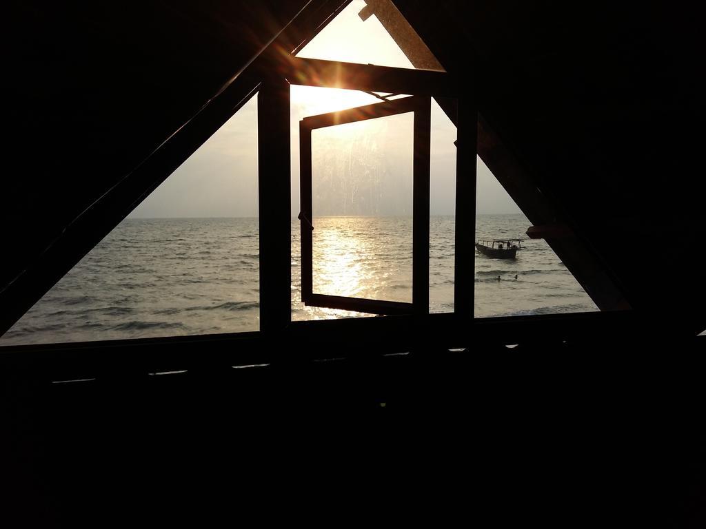 Chez Paou Hotell Sihanoukville Exteriör bild