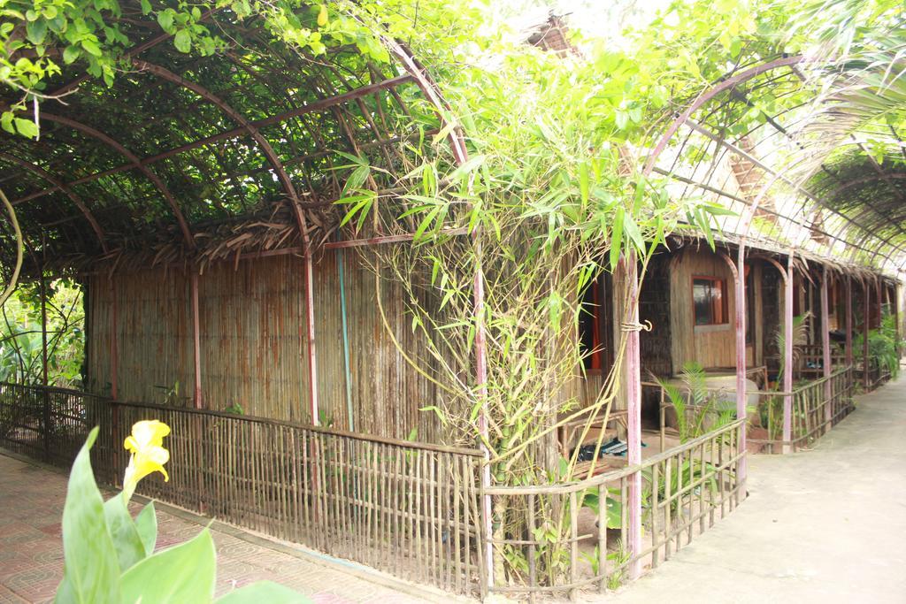 Chez Paou Hotell Sihanoukville Exteriör bild